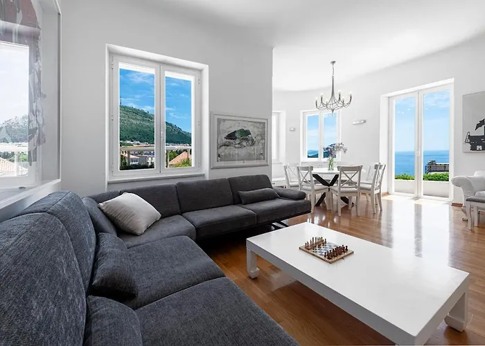 Villa Wishing Tree *