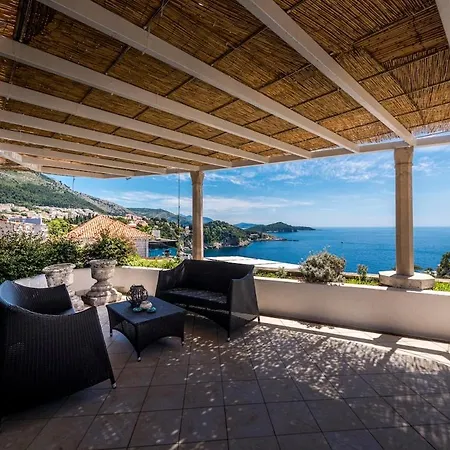 Wishing Tree Villa Ragusa